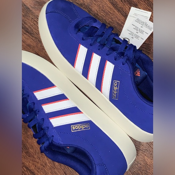 Size 10 shoes - Picture 11 of 14